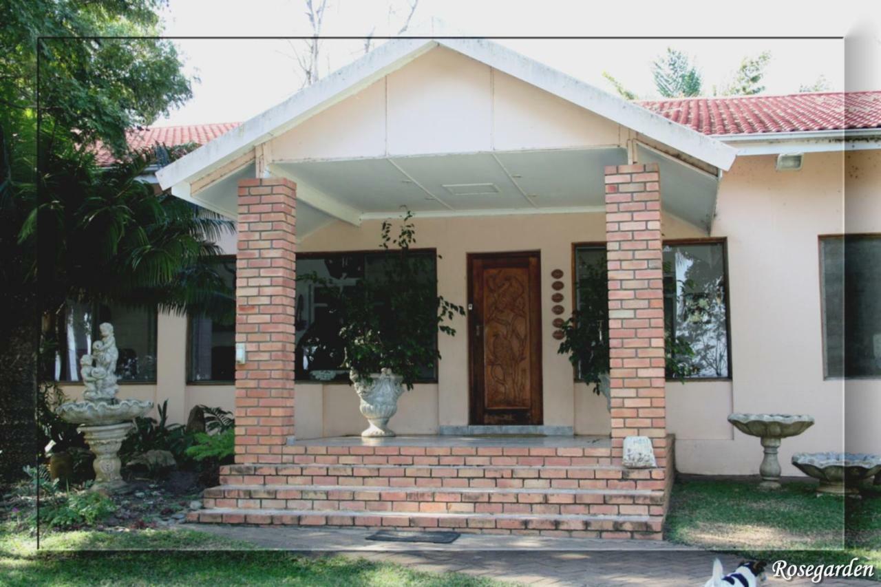 Rosegarden Guesthouse Pongola Extérieur photo