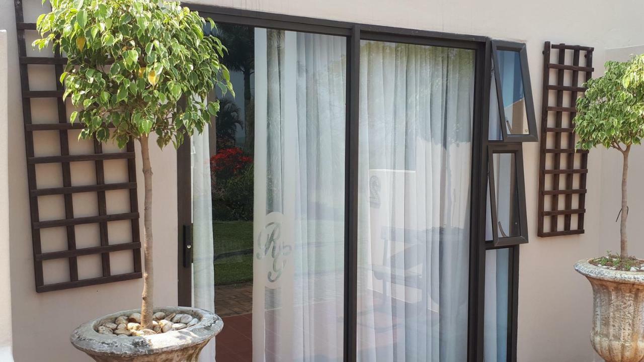 Rosegarden Guesthouse Pongola Extérieur photo